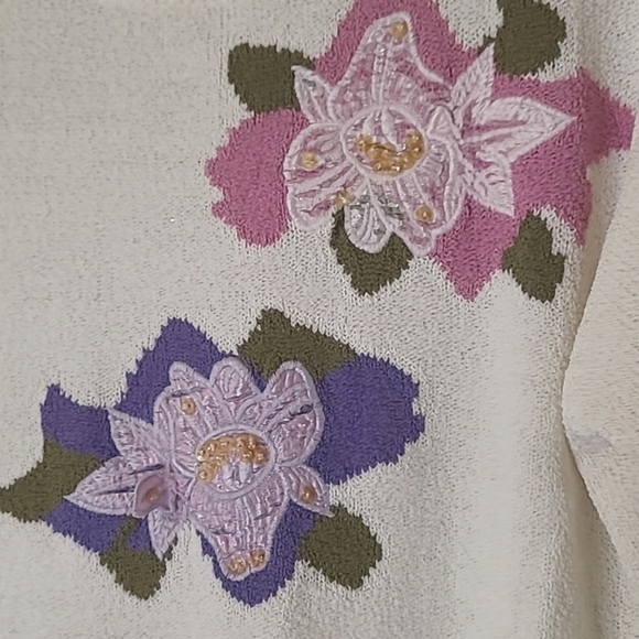 ❄️vintage cream knit floral sequin detail short sleeve top - Picture 4 of 4